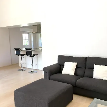 Maison D'une Avec Piscine Privee Jardin Et Wifi A