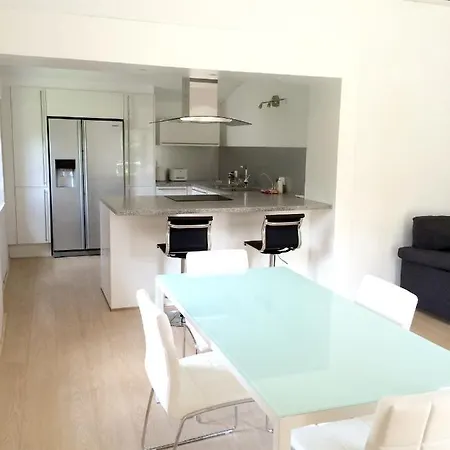 Maison D'une Avec Piscine Privee Jardin Et Wifi A *